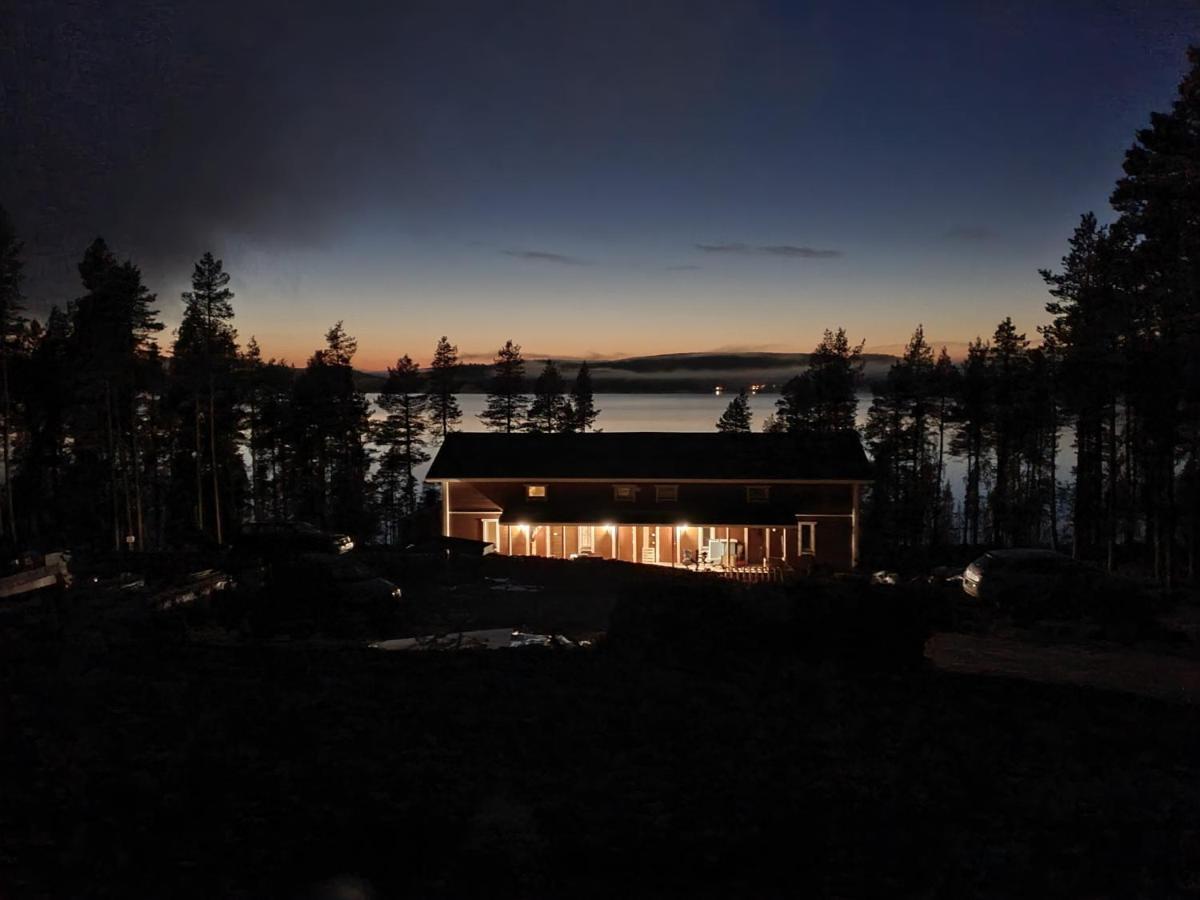Vaere Holiday Home - Lakeside Relaxation Point イナリ エクステリア 写真